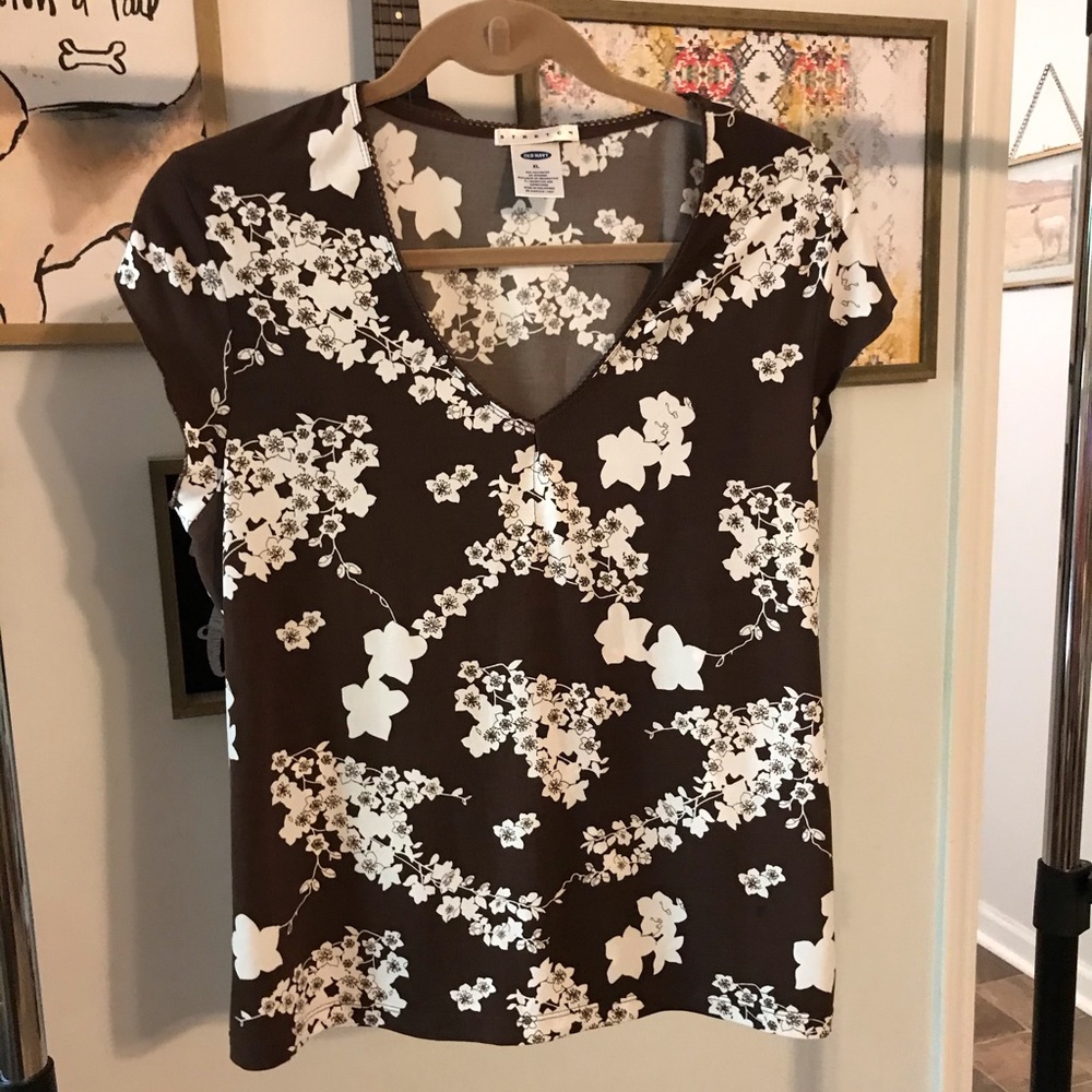 Old Navy women’s stretch floral top